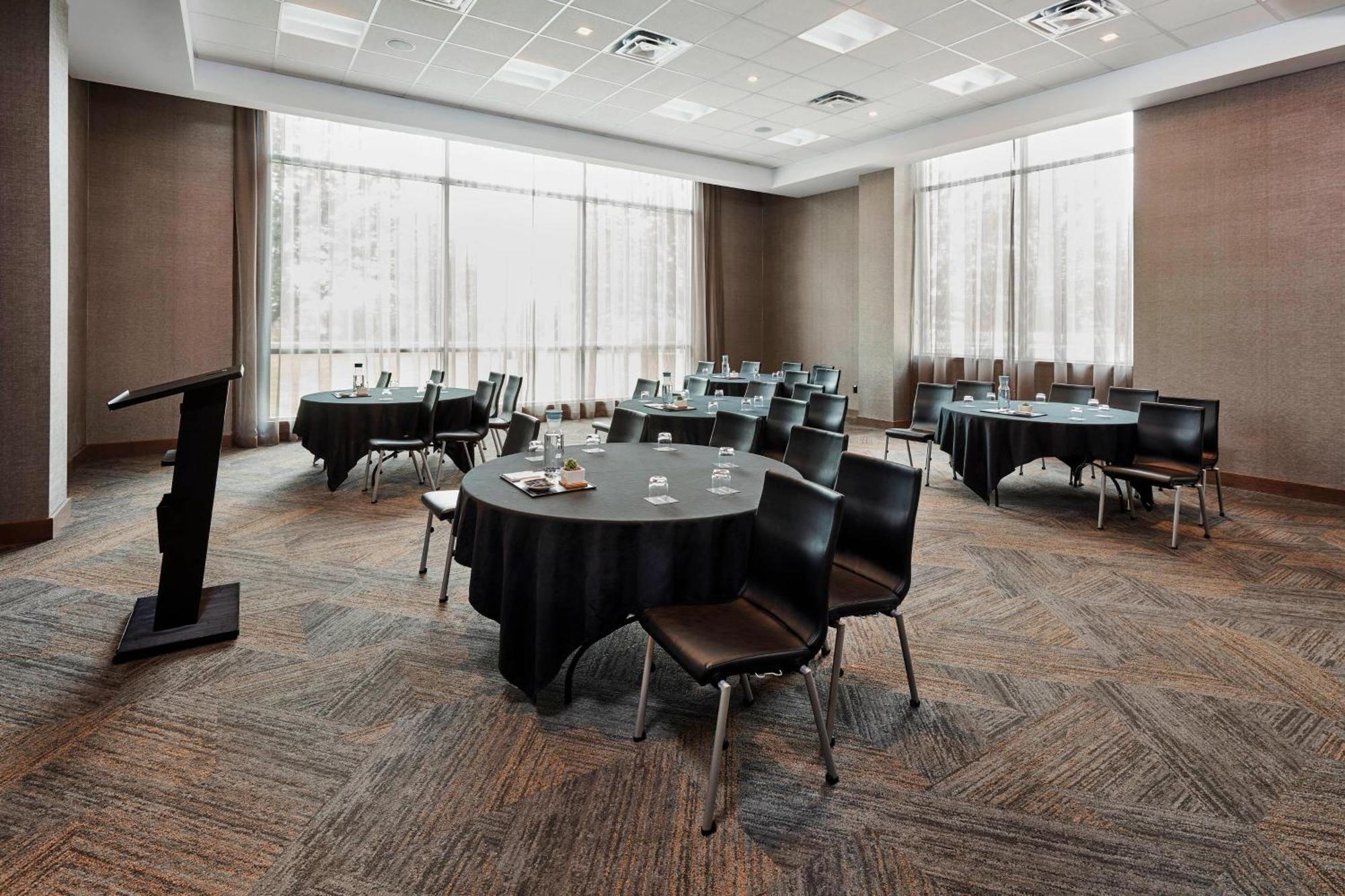 Ac Hotel By Marriott Cincinnati At The Banks Exterior foto